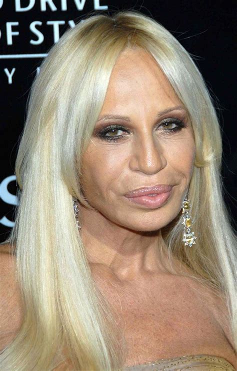 qué edad tiene donatella versace|Donatella Versace as a teenager.